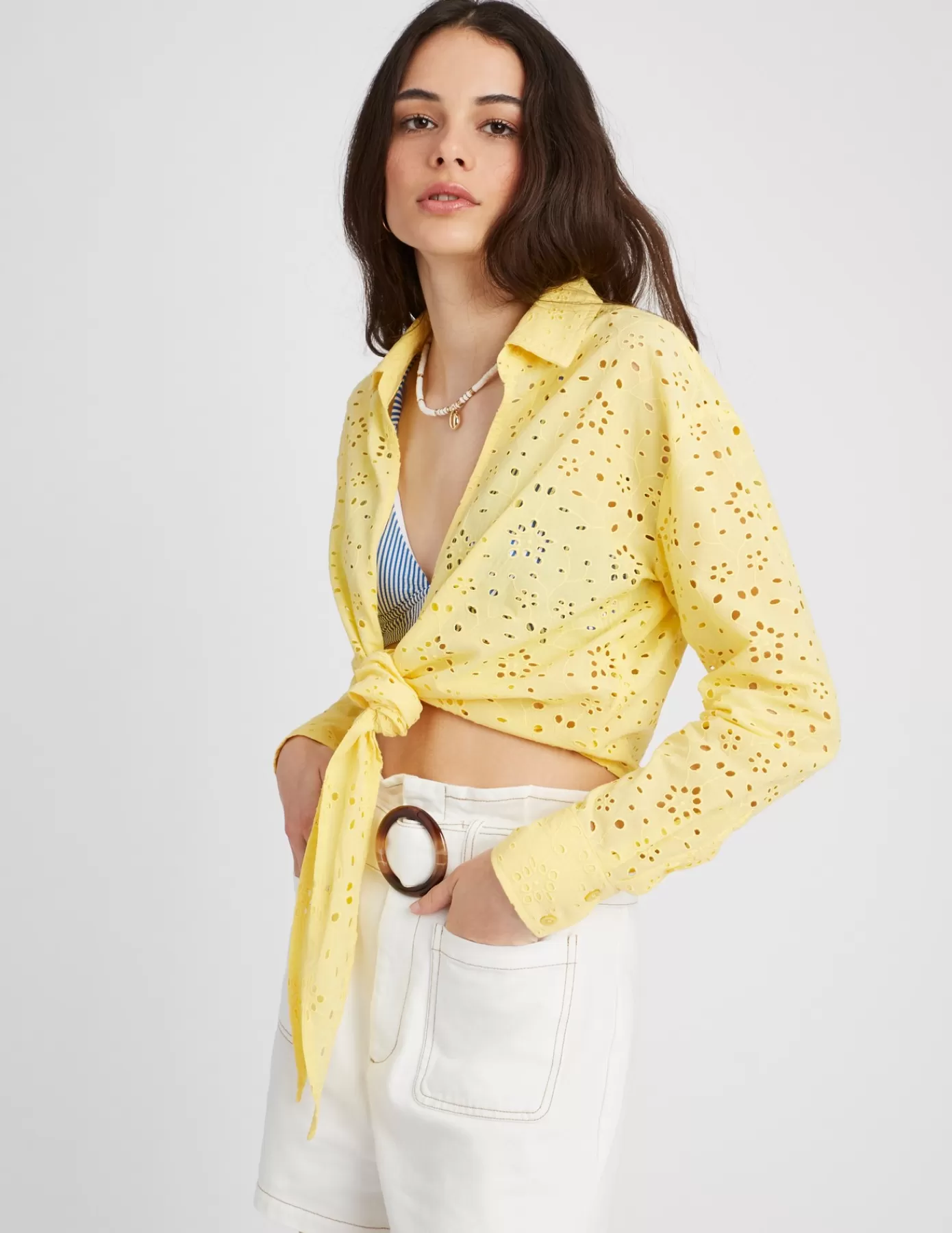 Clearance BZB Chemise à nouer en broderie anglaise Jaune