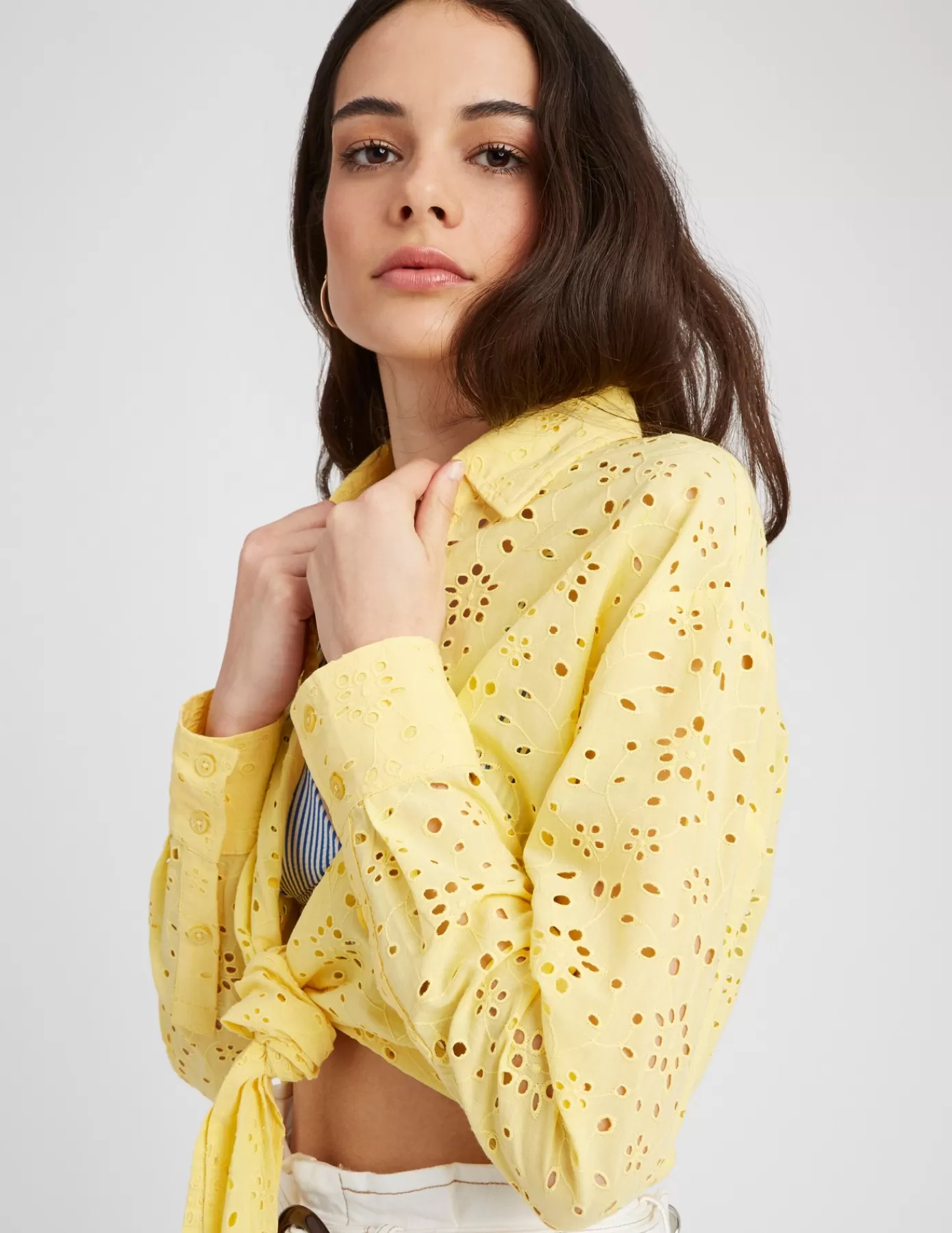 Clearance BZB Chemise à nouer en broderie anglaise Jaune