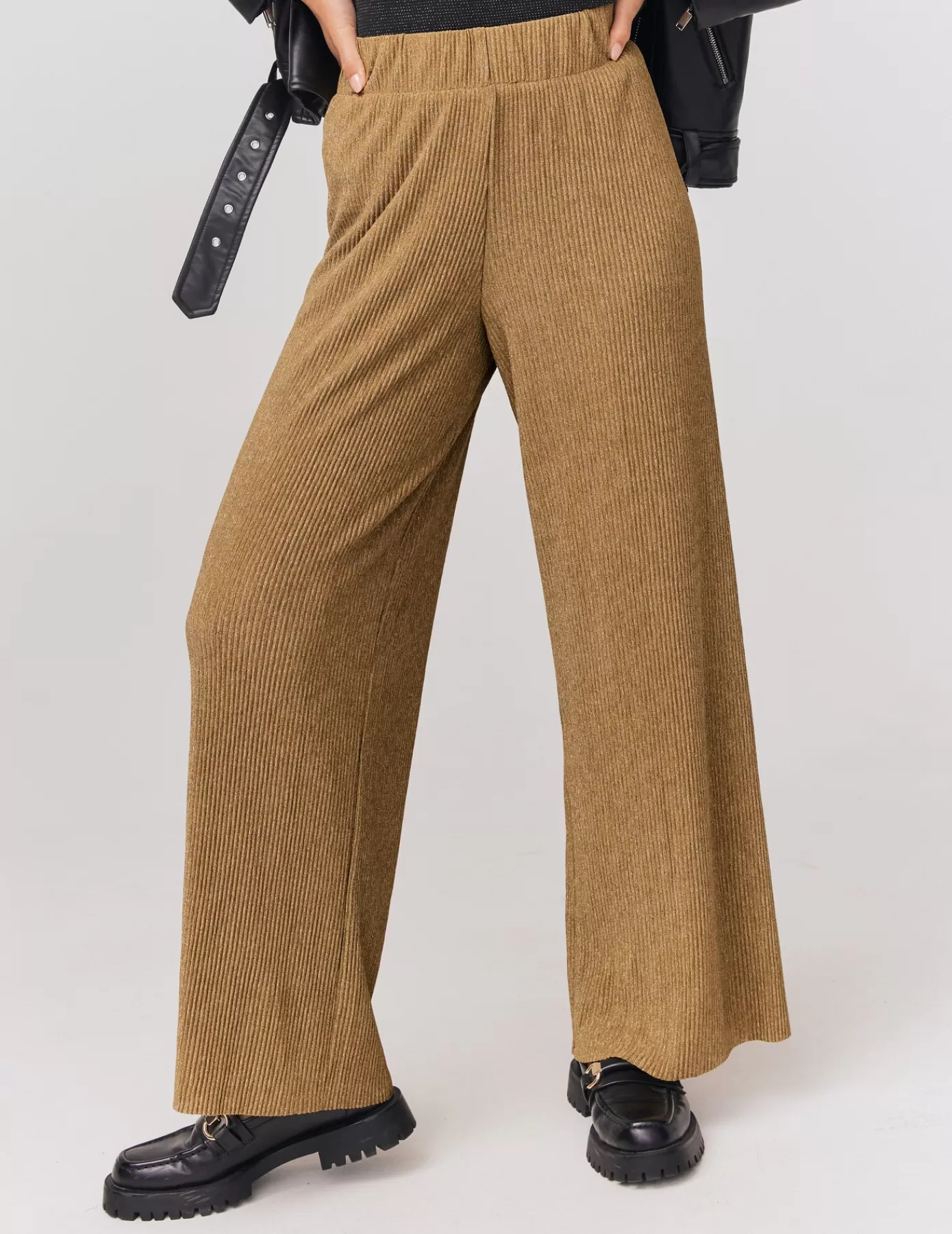 Best BZB Pantalon plissé brillant Marron