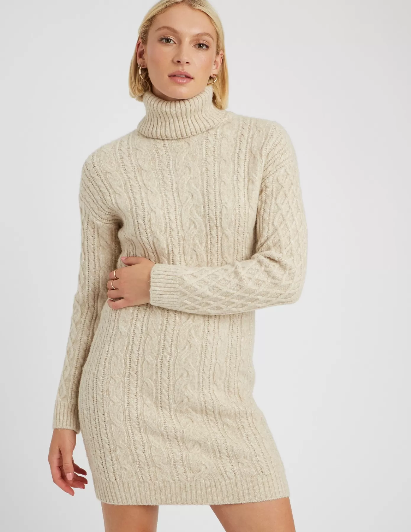 Sale BZB Robe courte pull roulé Blancécru