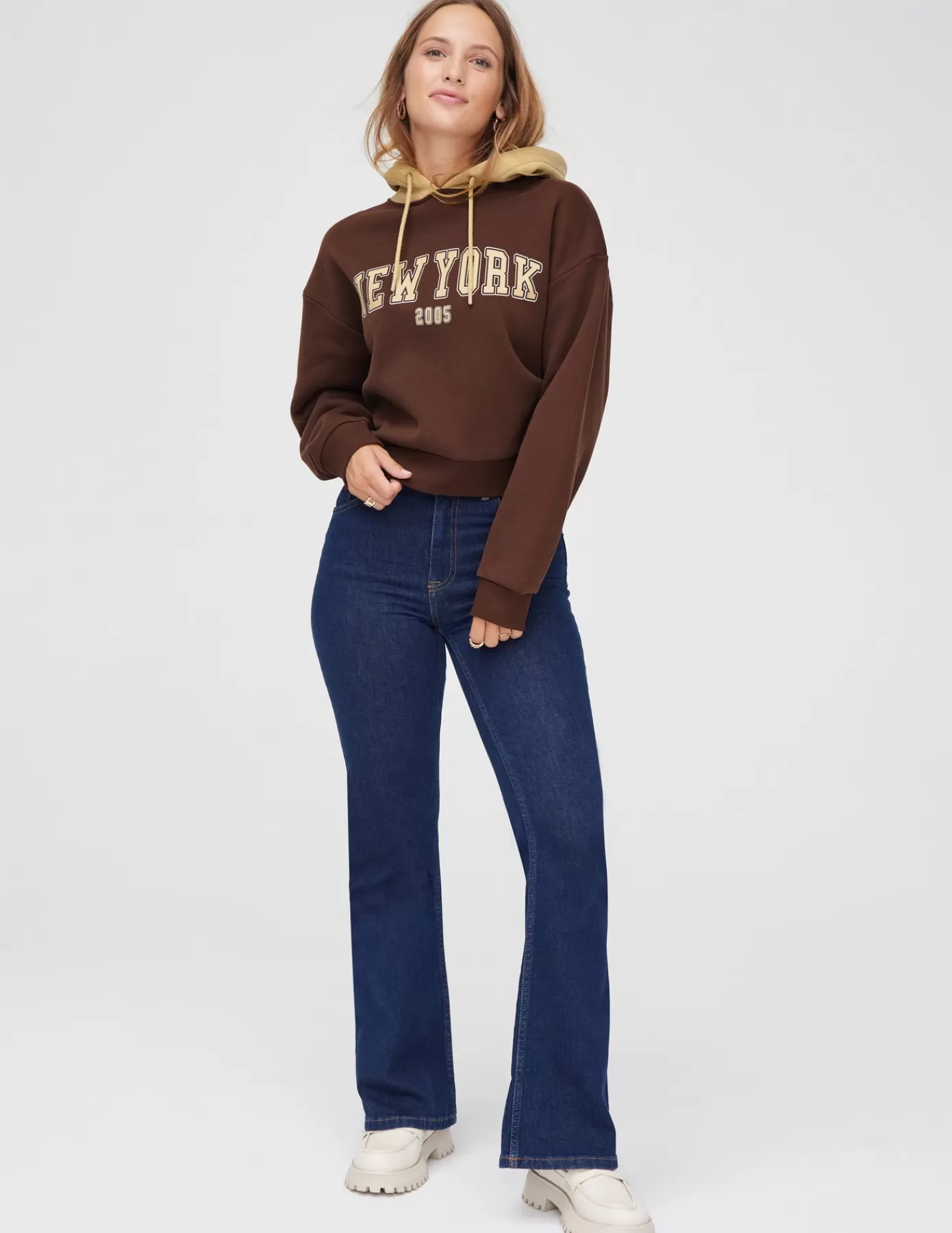 Outlet BZB Sweat campus contrasté New York Marron